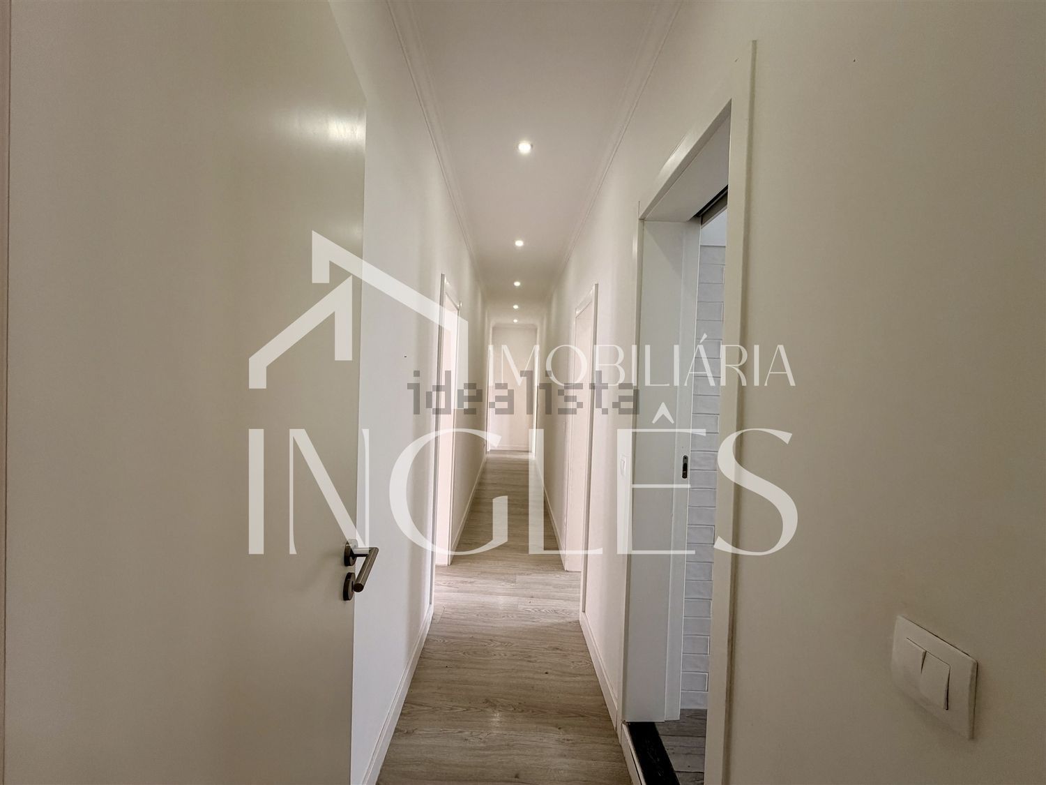 小楼房或独栋别墅出售在Cidade de Santarém - 过道