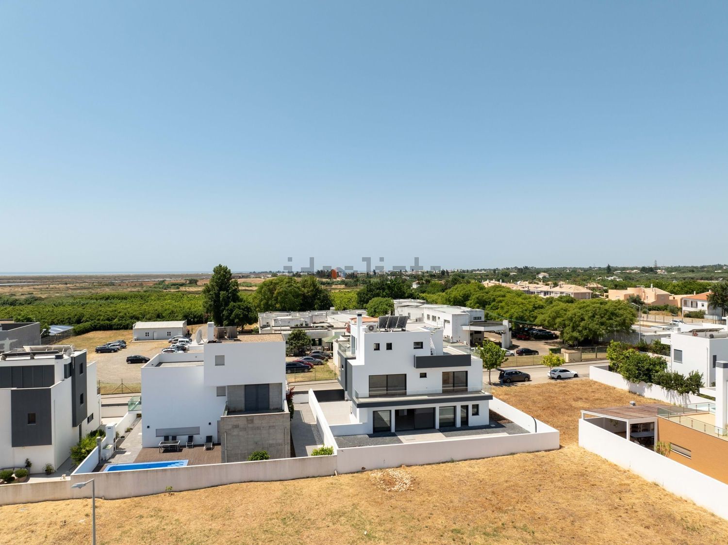出租小楼房或别墅在Quinta da Foz - Escolas - 游泳池