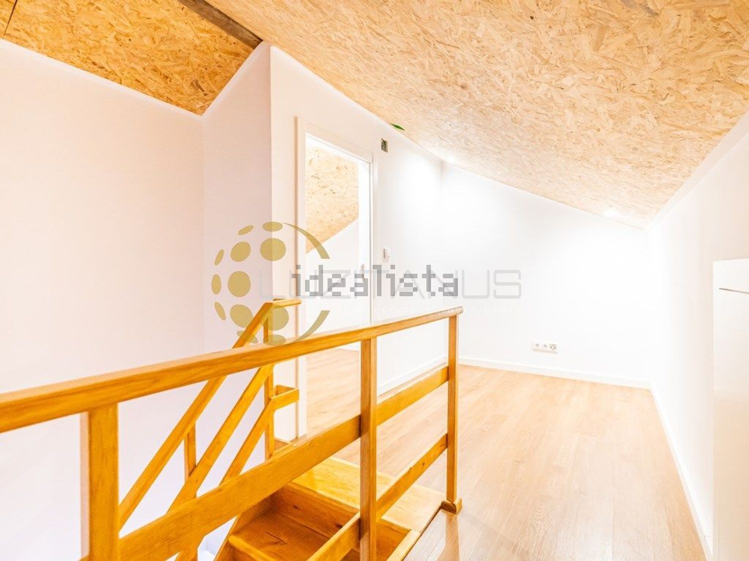 公寓 t2出售在Rua Gualdim Pais, 112 - 详情