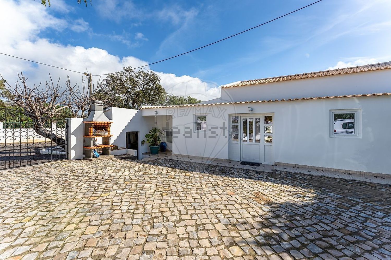 出租公寓 t4在Estrada da Quinta do Lago, 1 - 外立面