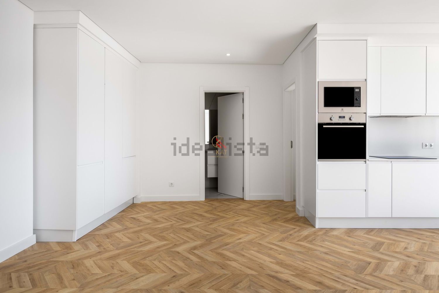 公寓 t2出售在Avenida Dom João VI, 137 - 过道