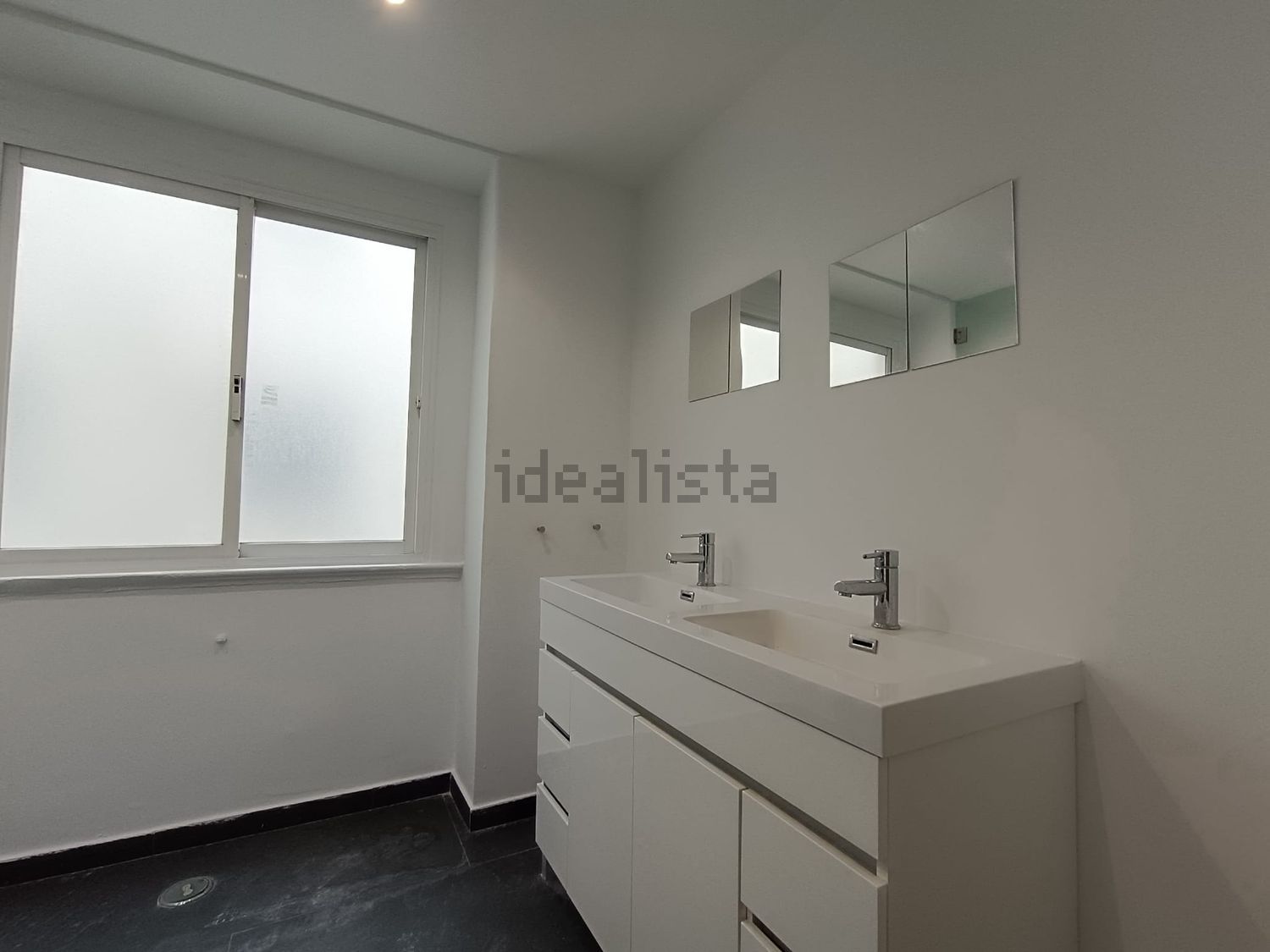 出租公寓 t5在Avenida de Berna, 35 - 卫生间