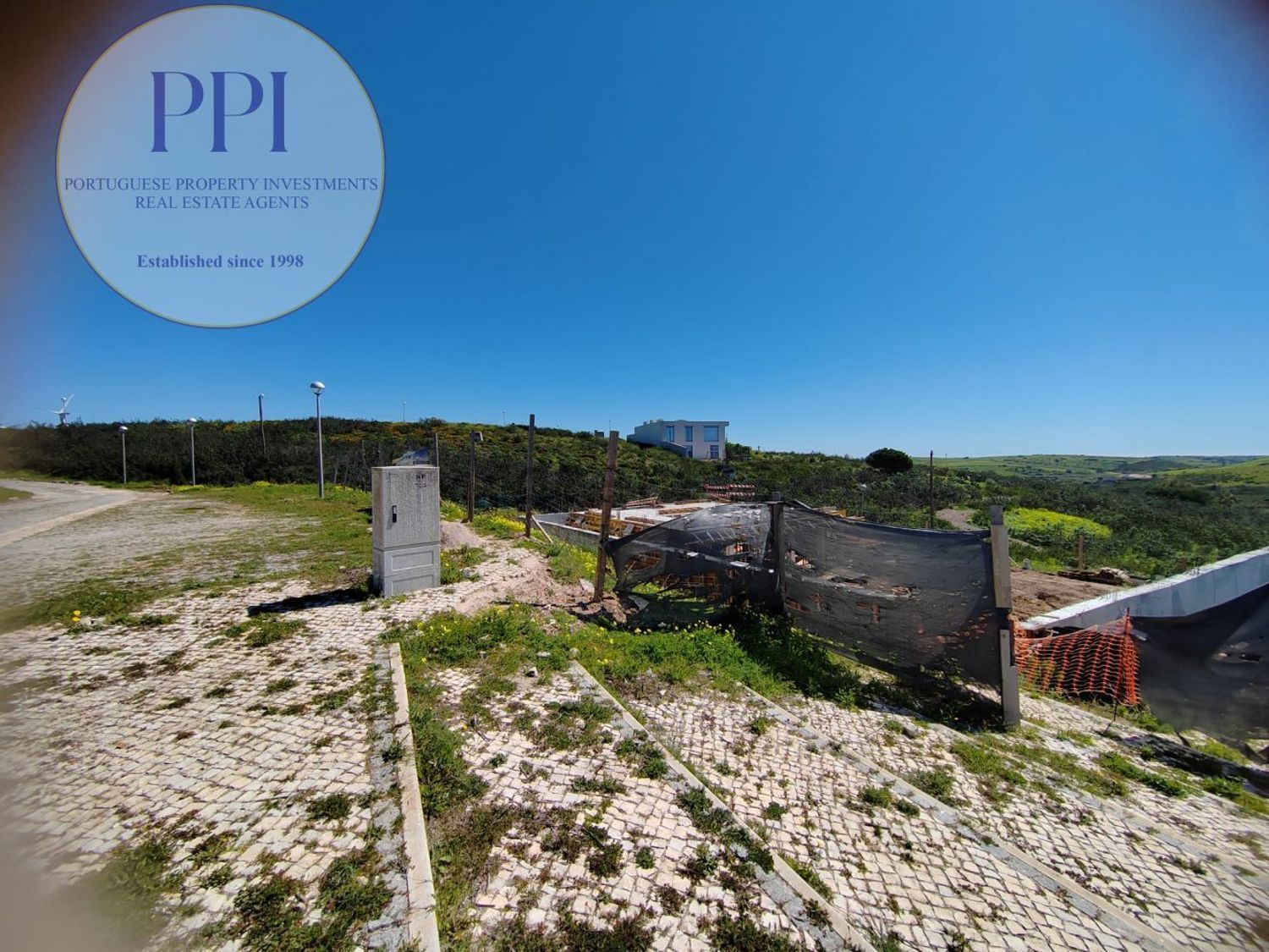 双拼别墅出售在Vila do Bispo e Raposeira - 照片