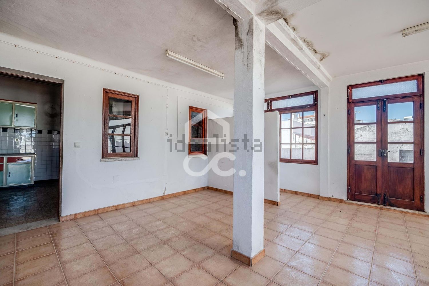 小楼房或独栋别墅出售在Rua Almeida Garrett - 客厅