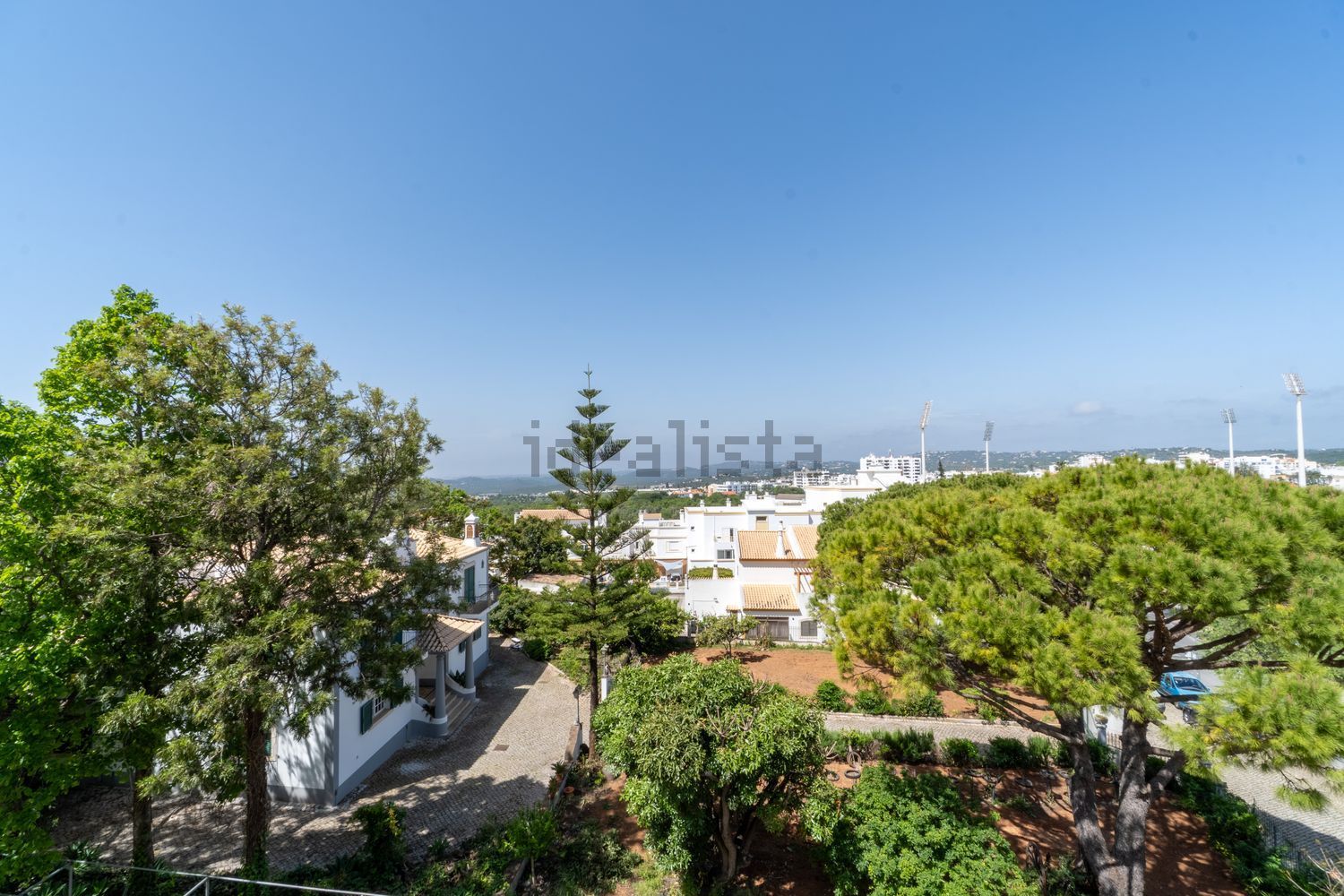 公寓 t2出售在Rua Neves Anacleto - 花园