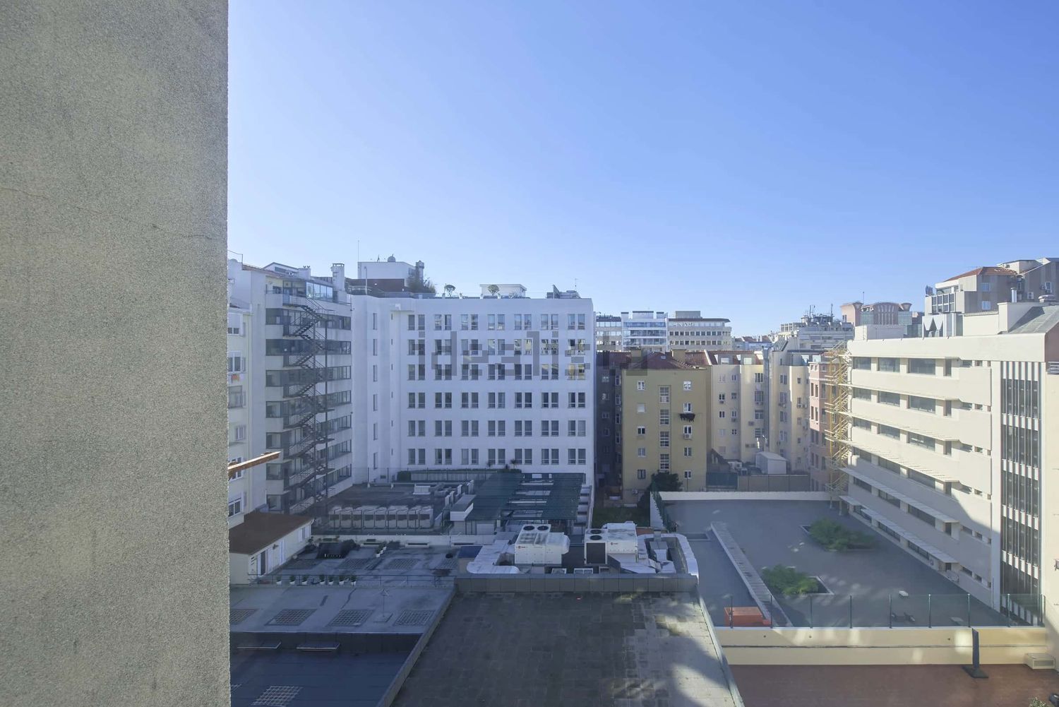 出租房间在Avenida Defensores de Chaves, 83 - 视线