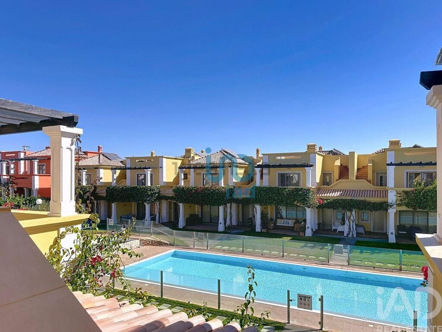 小楼房或独栋别墅出售在Luz de Tavira e Santo Estêvão - 游泳池