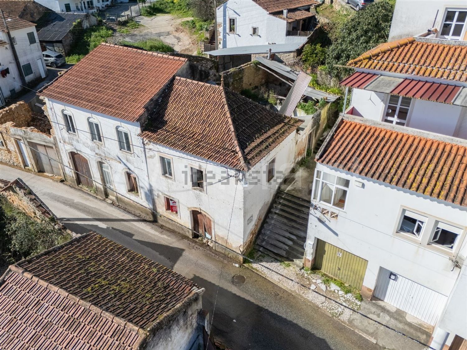 双拼别墅出售在Rua 1º de Maio - 外立面