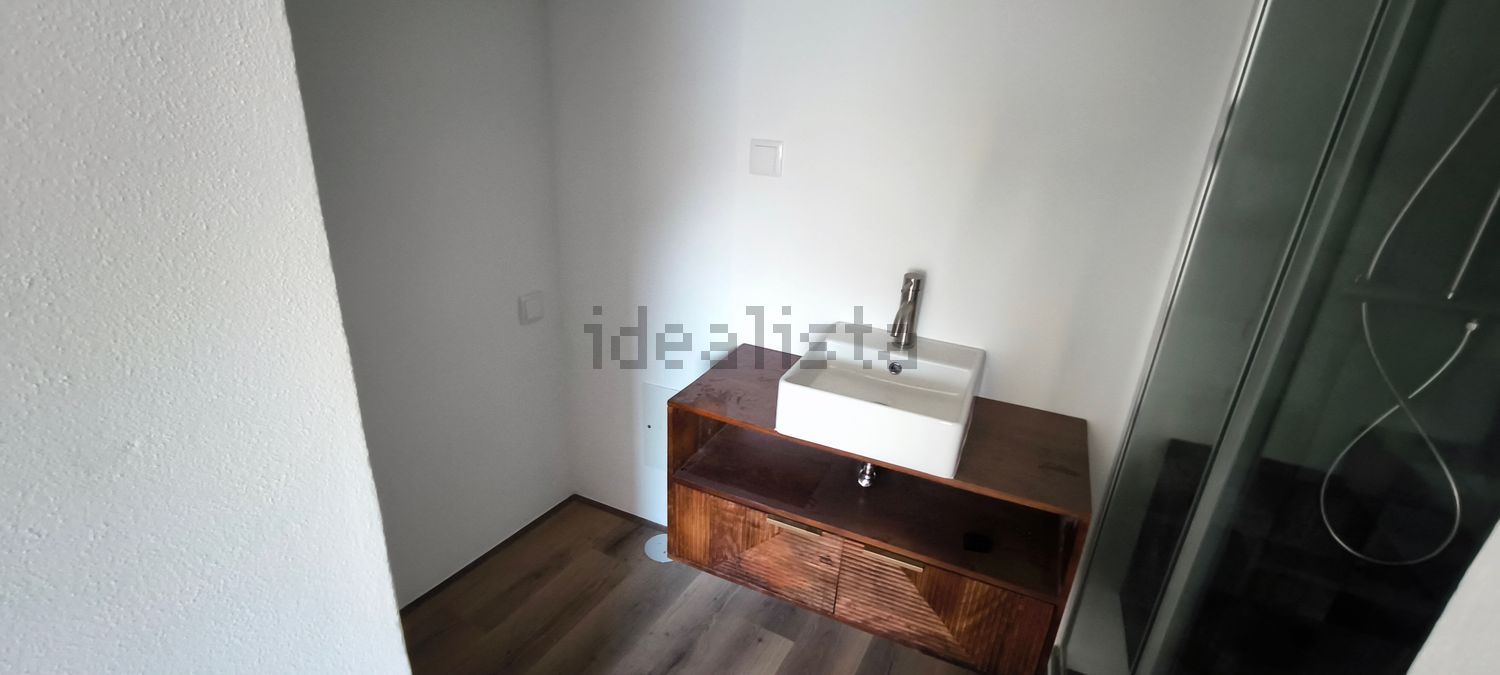 联排别墅出售在Rua Capitão Viegas, 39 - 卫生间