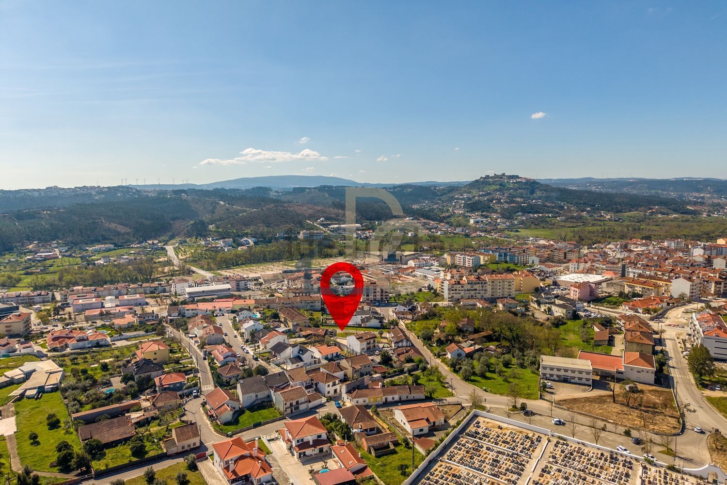 小楼房或独栋别墅出售在Rua de Nossa Senhora de Fátima, 8 a - 视线