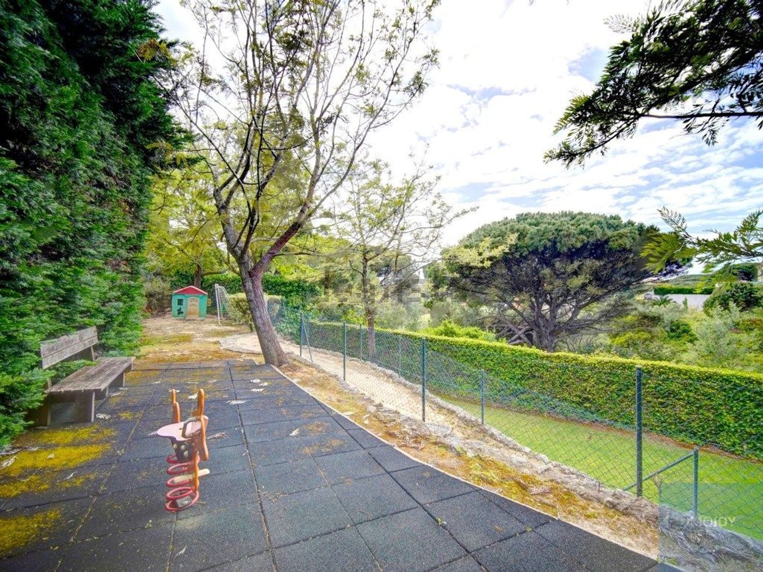 公寓 t2出售在Rua Carlos Anjos, 1206 - 花园