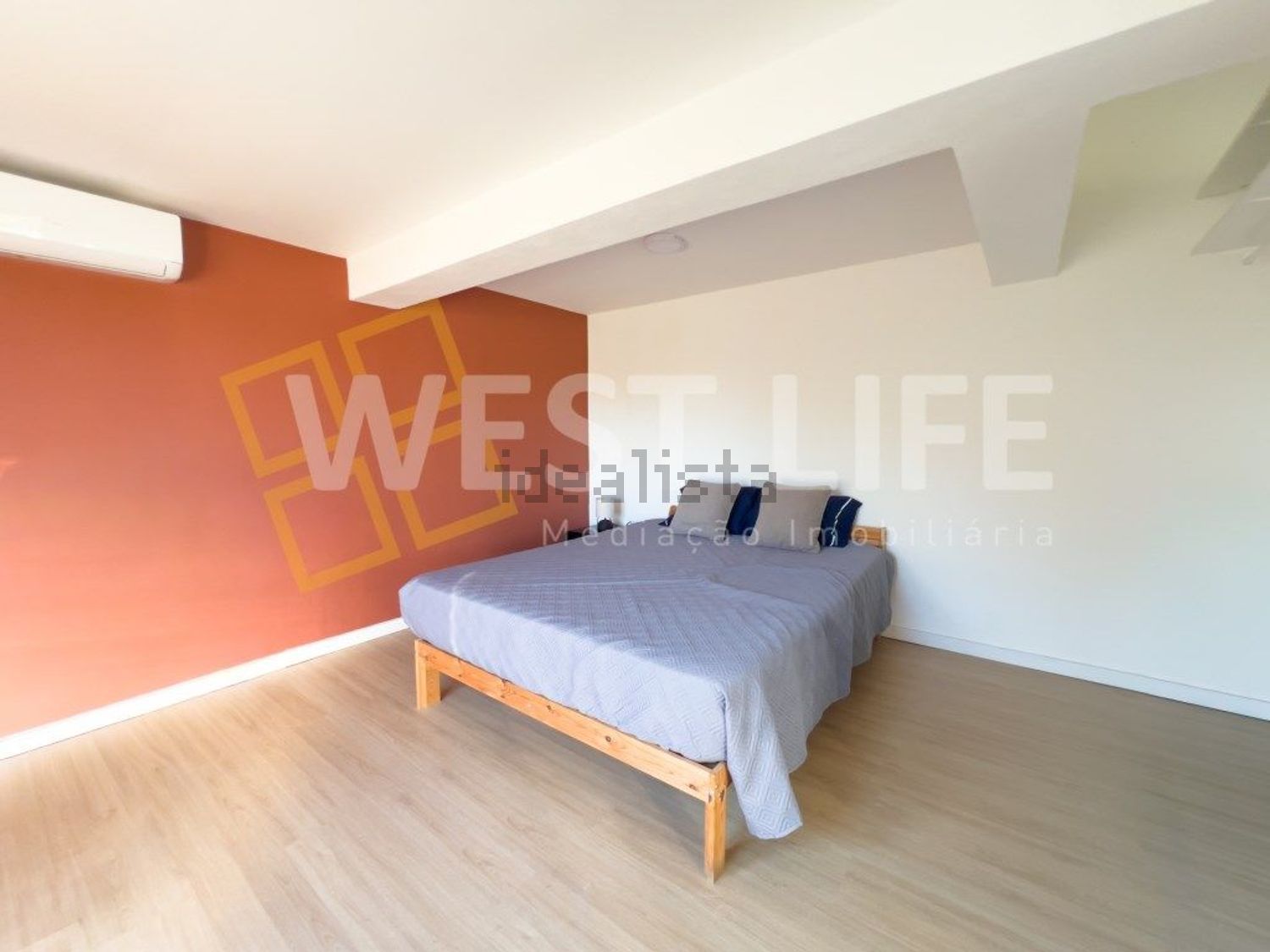 小楼房或独栋别墅出售在Centro de A dos Cunhados - 卧室