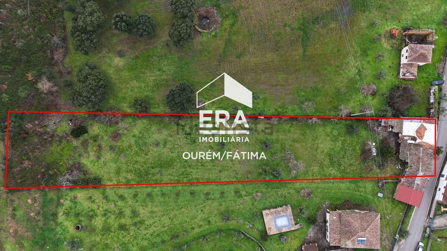 小楼房或独栋别墅出售在Freixianda - Ribeira do Fárrio - Formigais - 外立面