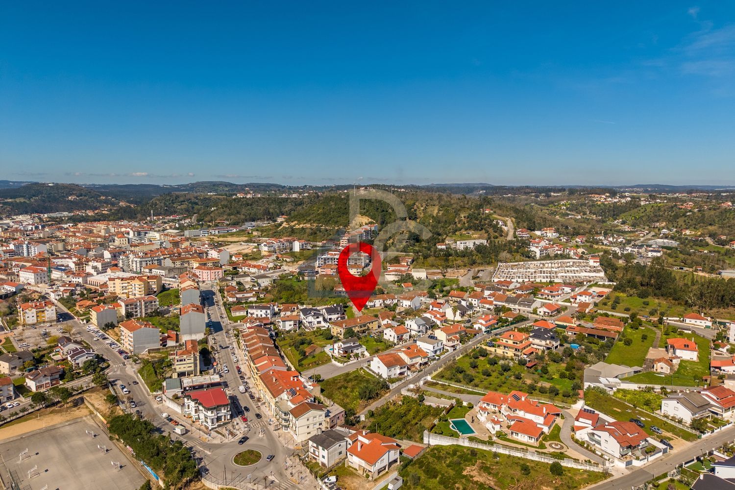 小楼房或独栋别墅出售在Rua de Nossa Senhora de Fátima, 8 a - 视线