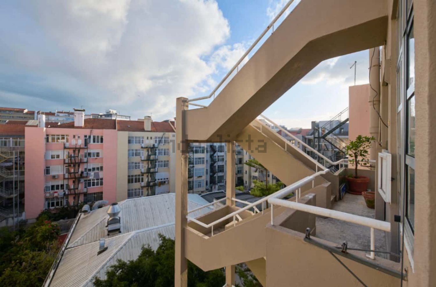 出租房间在Avenida de Berna, 35 - 阳台