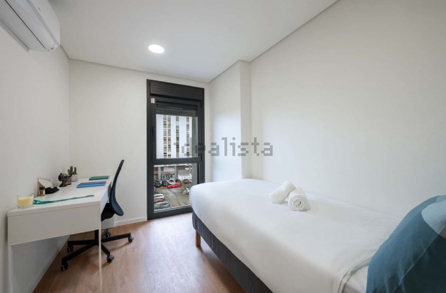 出租t0（单人公寓）在Praça Bernardo Santareno, 8 a - 卧室