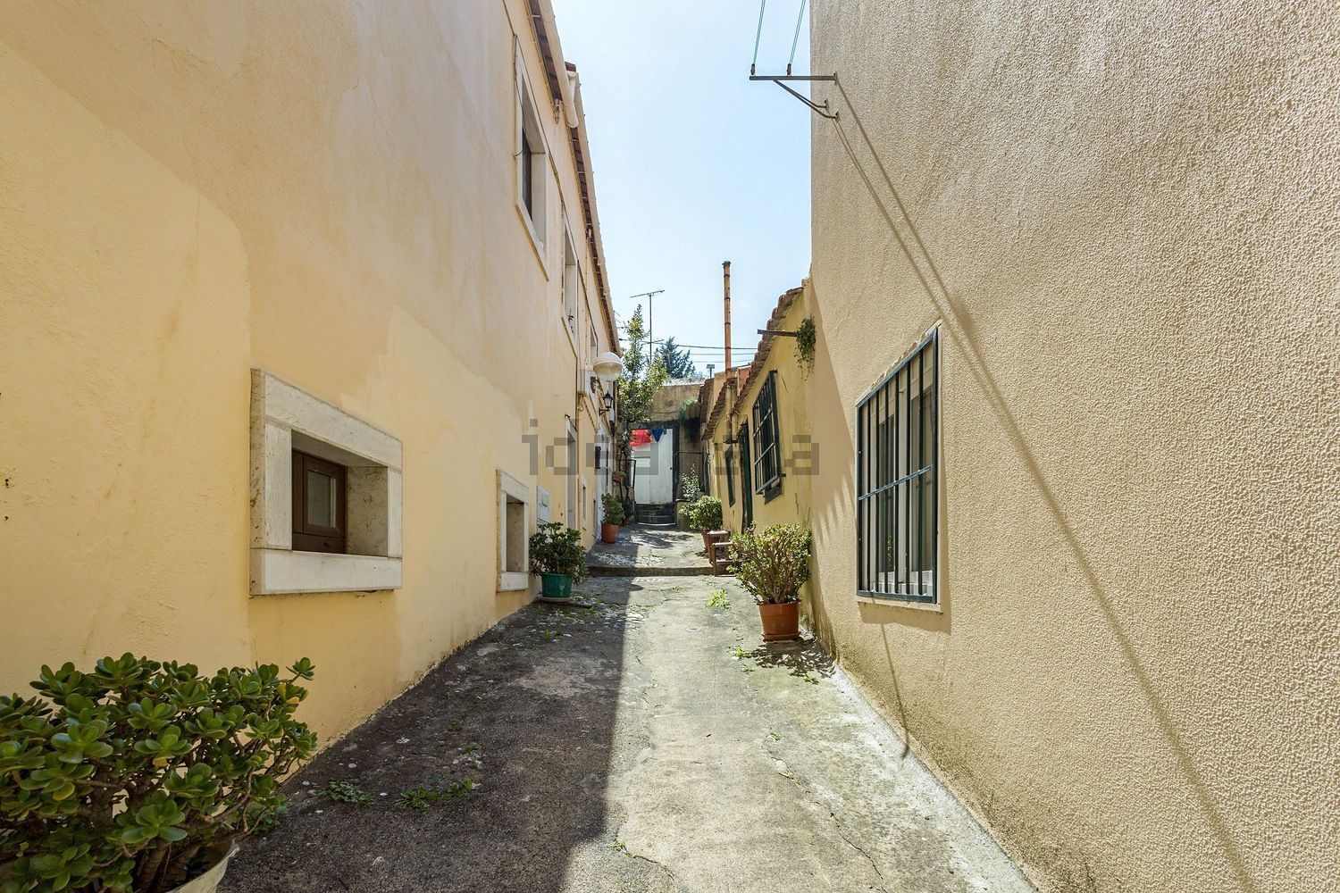 小楼房或别墅出售在Travessa de Santa Quitéria, 5 - 外立面