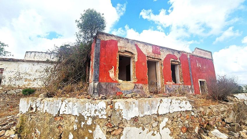 小楼房或独栋别墅出售在Rua Cerro Cabeça de Câmara, 8100-289 Loulé s/n