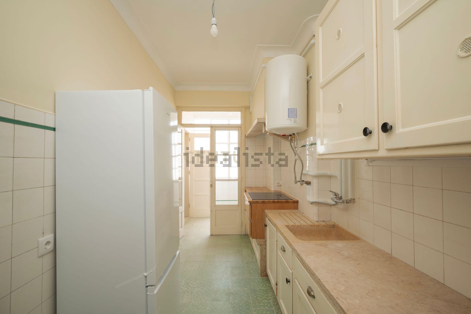 公寓 t2出售在Rua Gonçalves Crespo, 6 - 厨房