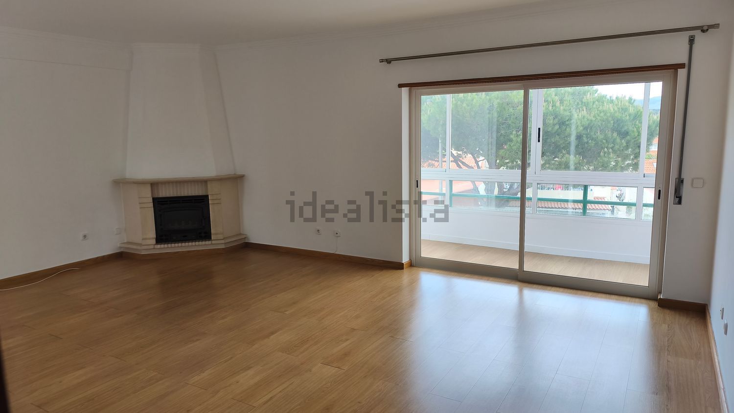 出租公寓 t3在Rua de Santarém, 26 - 客厅