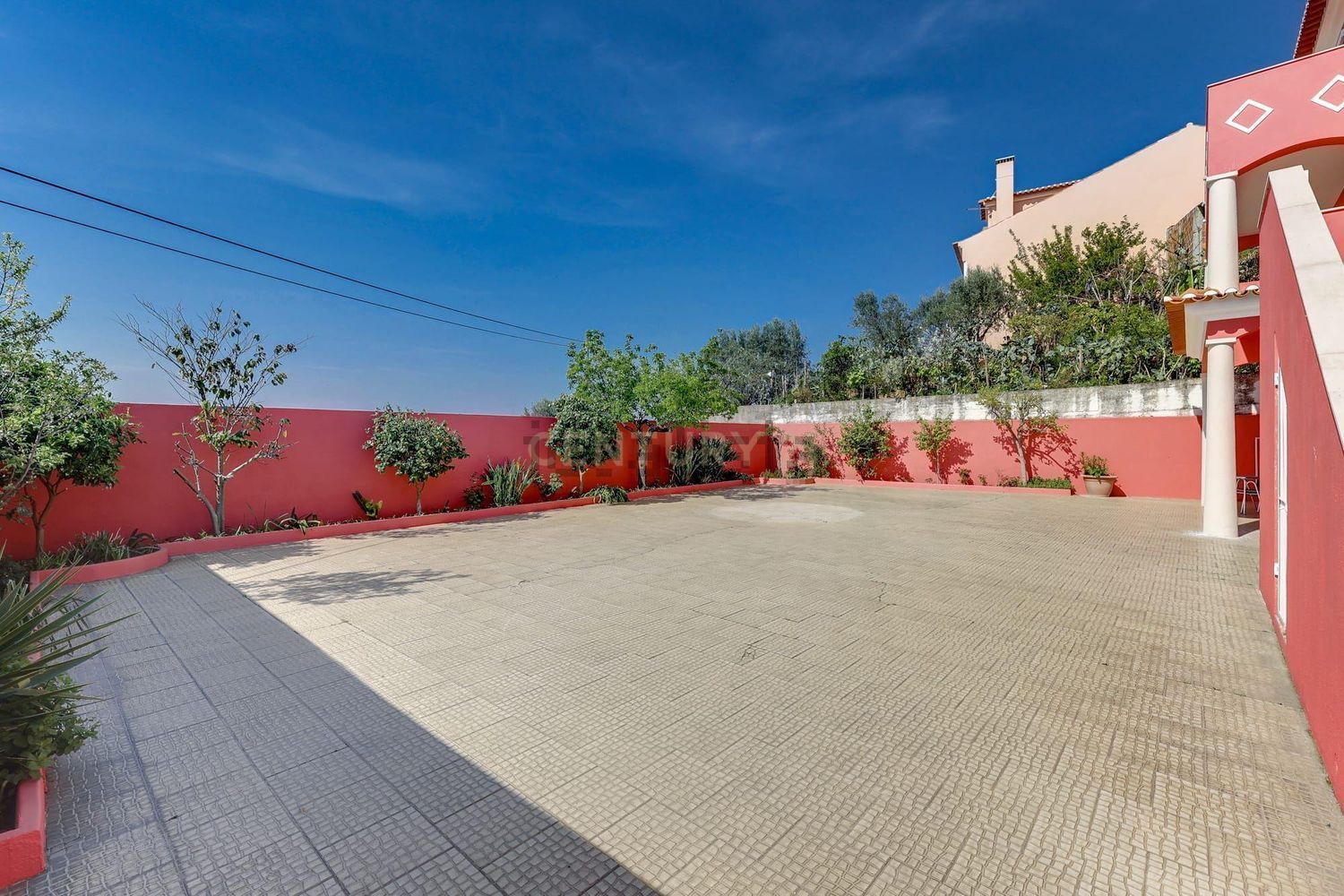 小楼房或独栋别墅出售Urbanização Quinta da Coutada, 14 - 阳台