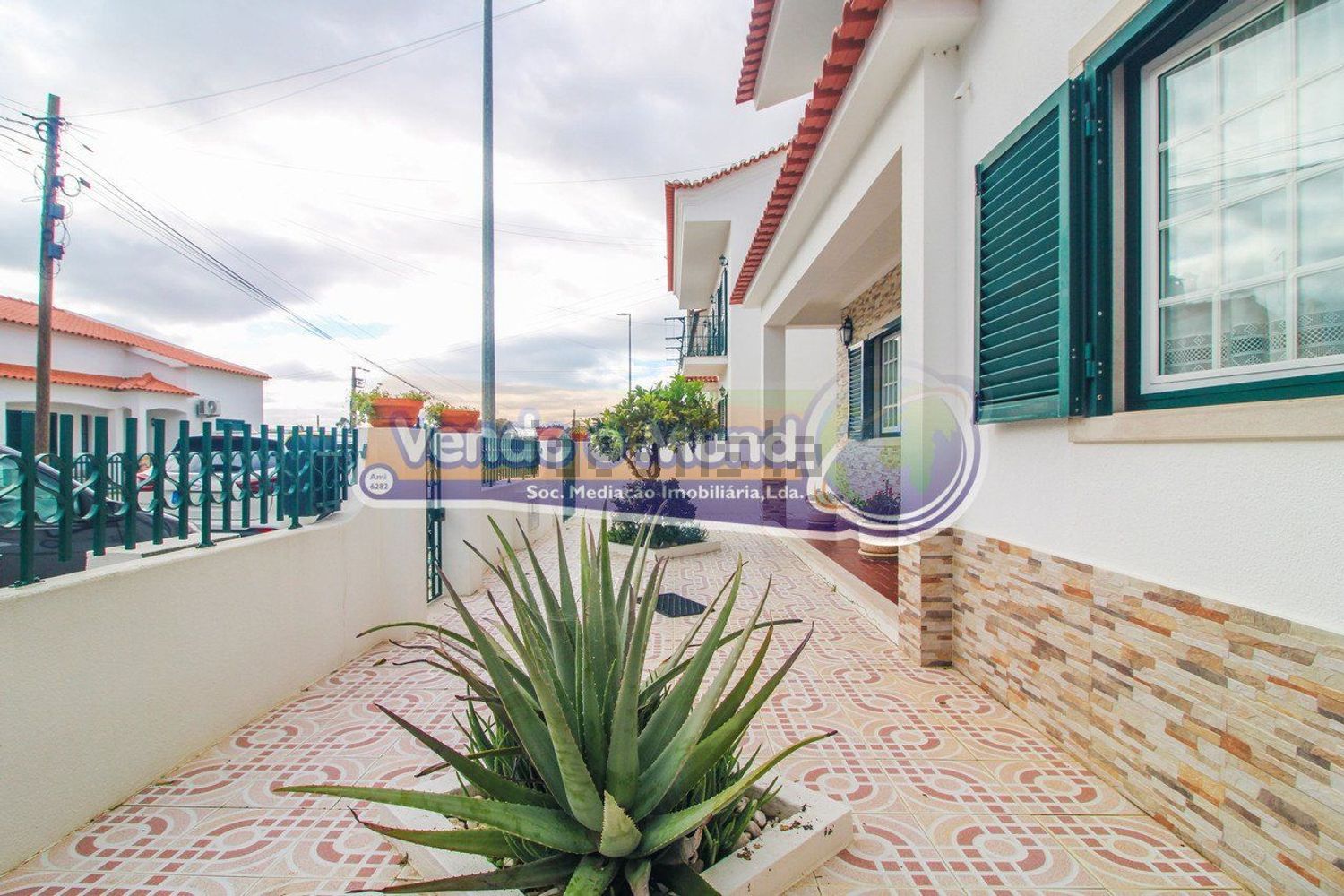 小楼房或别墅出售在Benavente - 照片