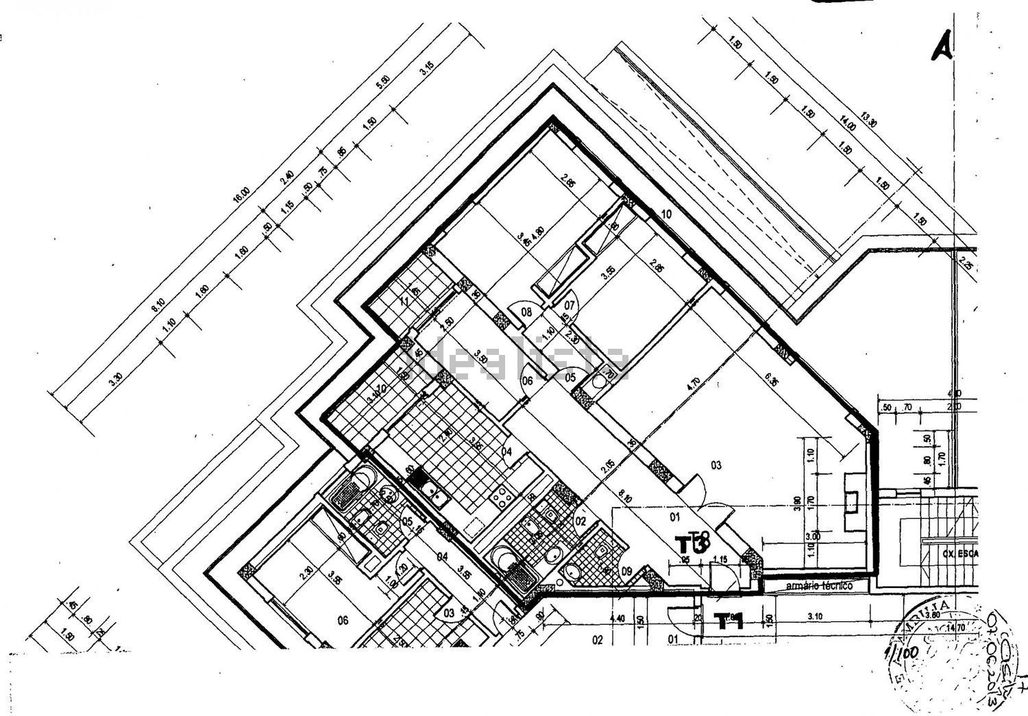 公寓 t3出售在Avenida dos Condes de Azambuja - 平面图