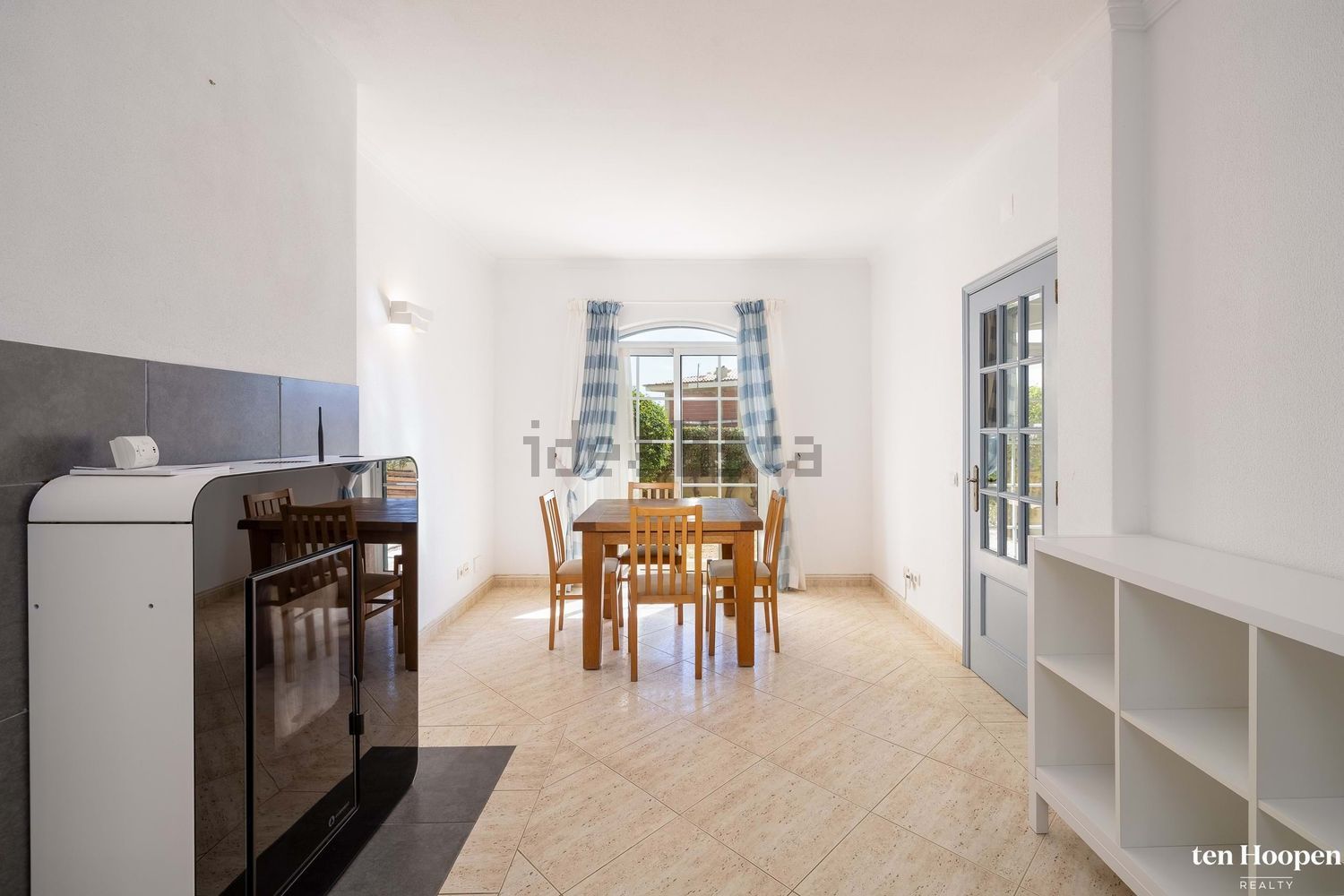 双拼别墅出售在Praia da Luz - 餐厅
