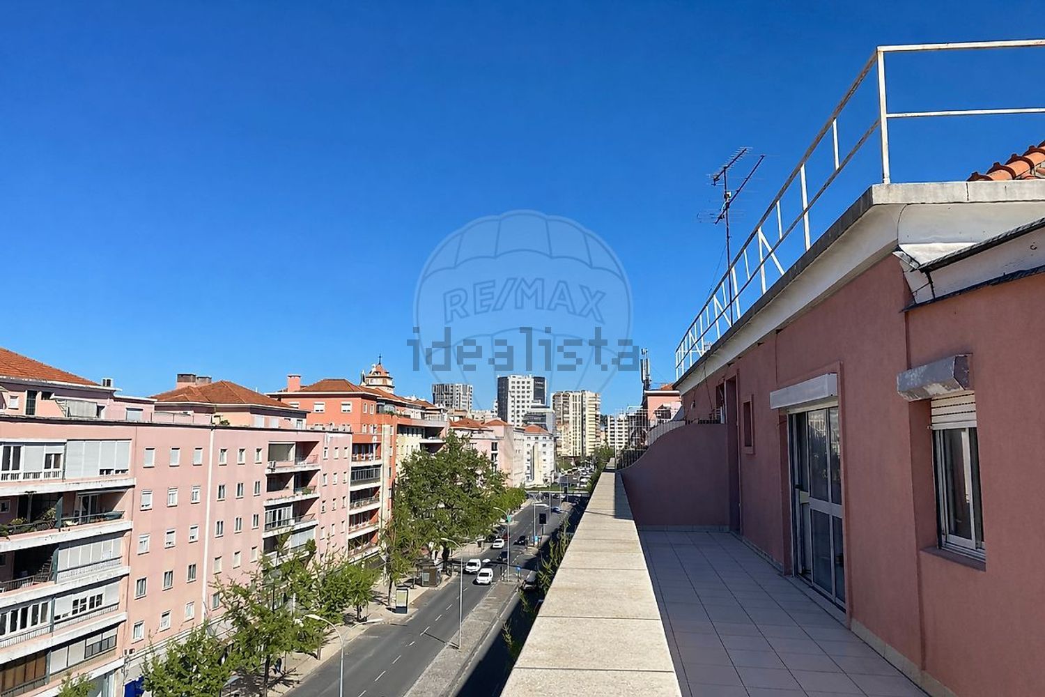 公寓 t1出售在Avenida João XXI - 阳台