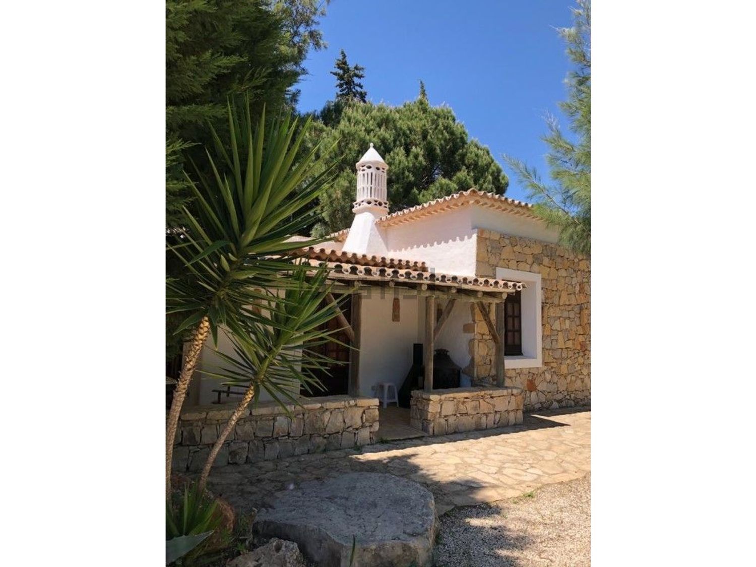 庄园出售在Avenida Professor Doutor Aníbal António Cavaco Silva - 外立面