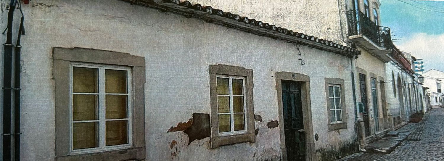 小楼房或独栋别墅出售在Rua Teófilo Braga, 11