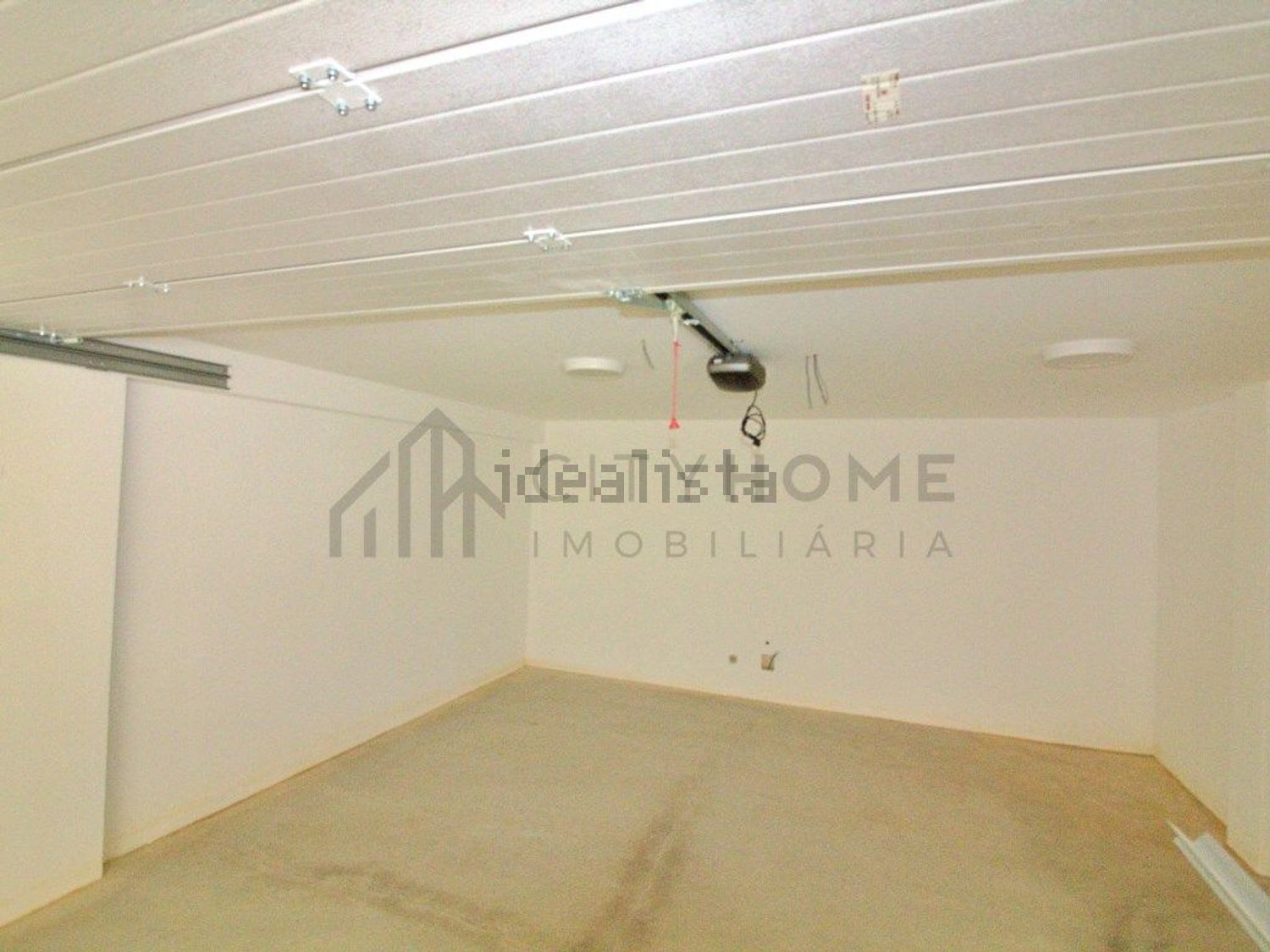 联排别墅出售在Rua de Torre - 停车位