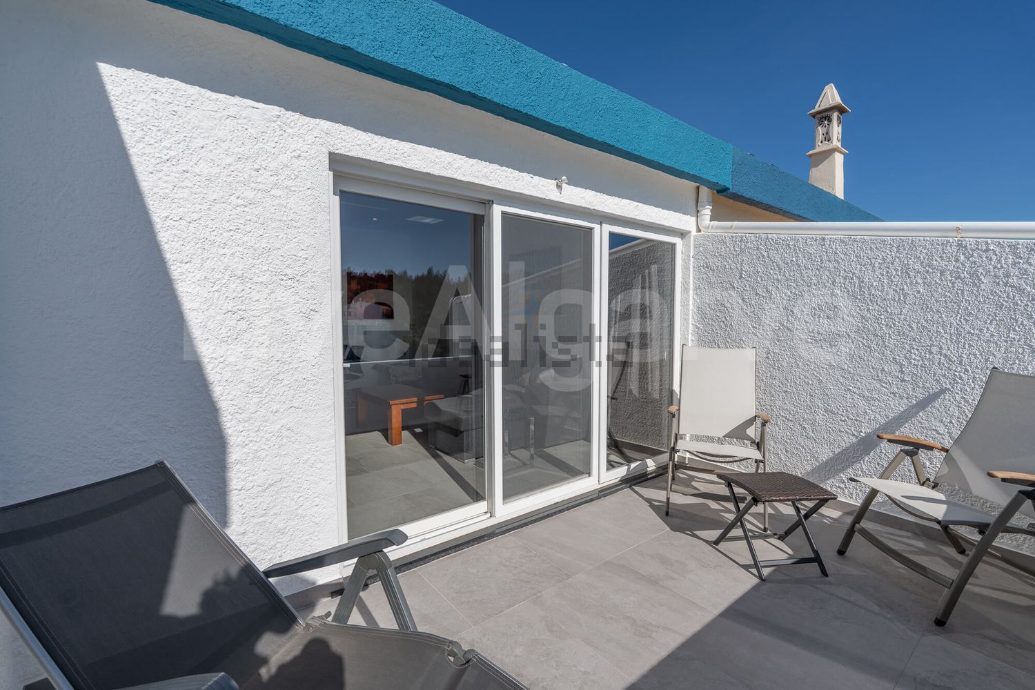 公寓 t1出售在Rua 28 de Janeiro, 27 - 阳台