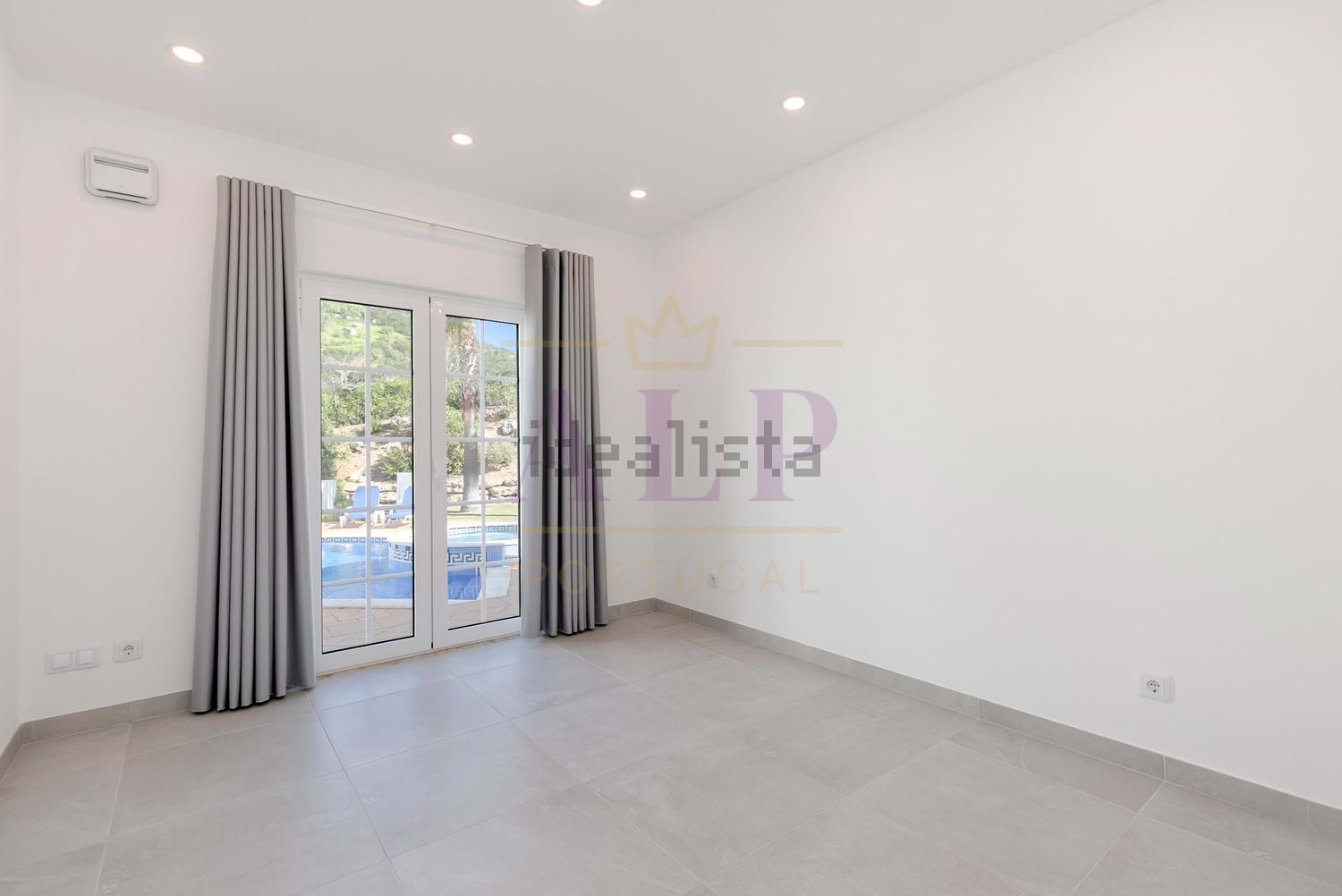 双拼别墅出售在Golfe Santo António - 卧室