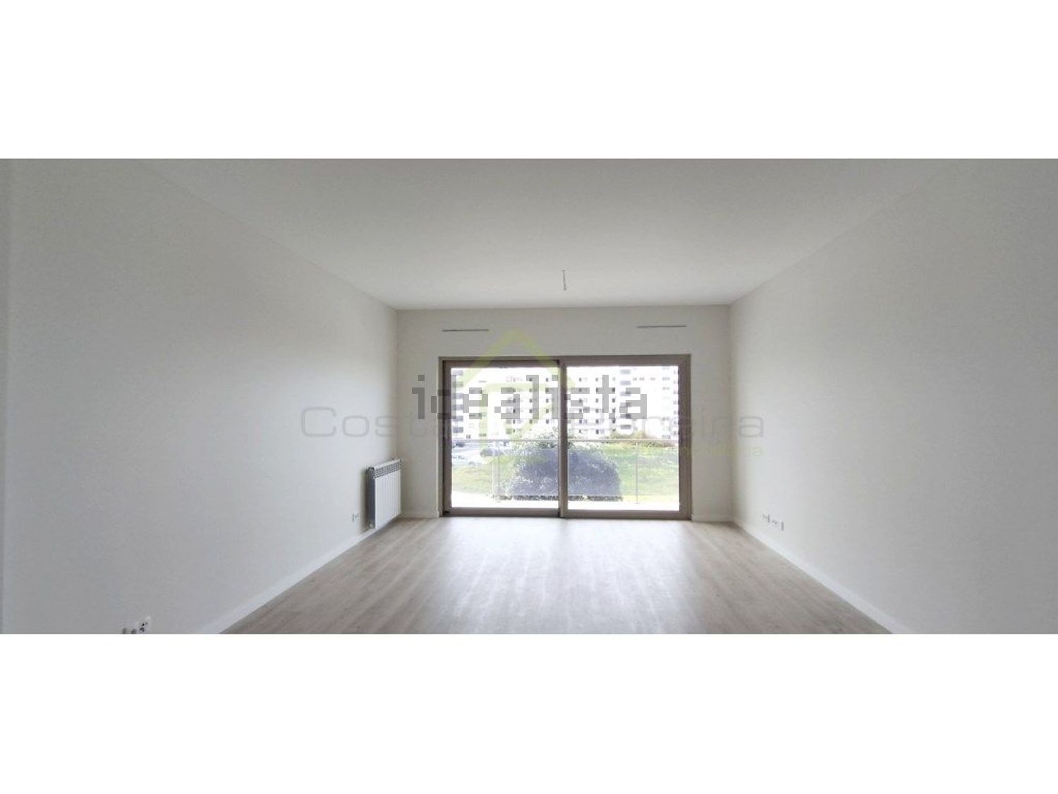 公寓 t3出售在Póvoa de Penafirme - Santa Cruz - 居住