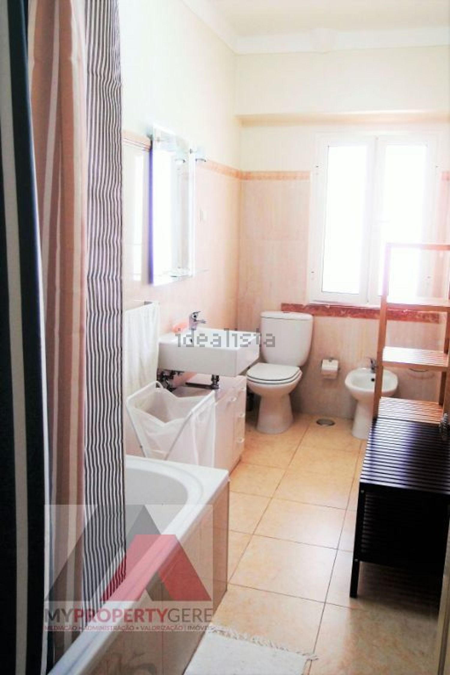 出租公寓 t3在Alto de Alcântara - 卫生间