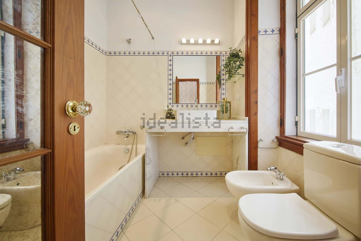 出租房间在Avenida Duque de Ávila, 131 - 卫生间