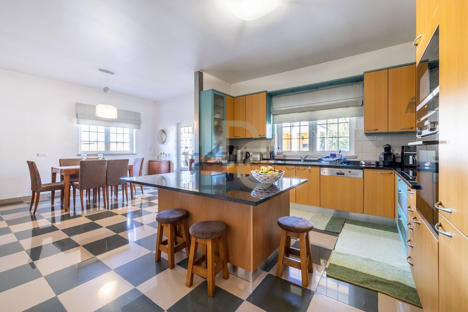 小楼房或独栋别墅出售在Avenida de Nossa Senhora de Fátima, 132 - 客厅