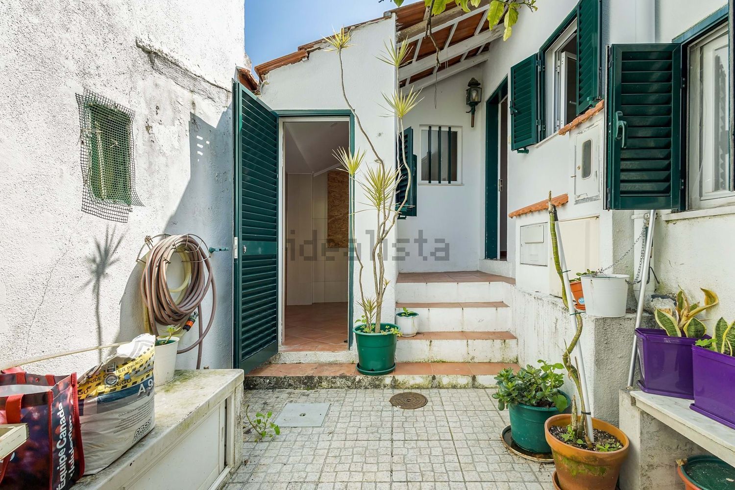 小楼房或别墅出售在Travessa de Santa Quitéria, 5 - 外立面