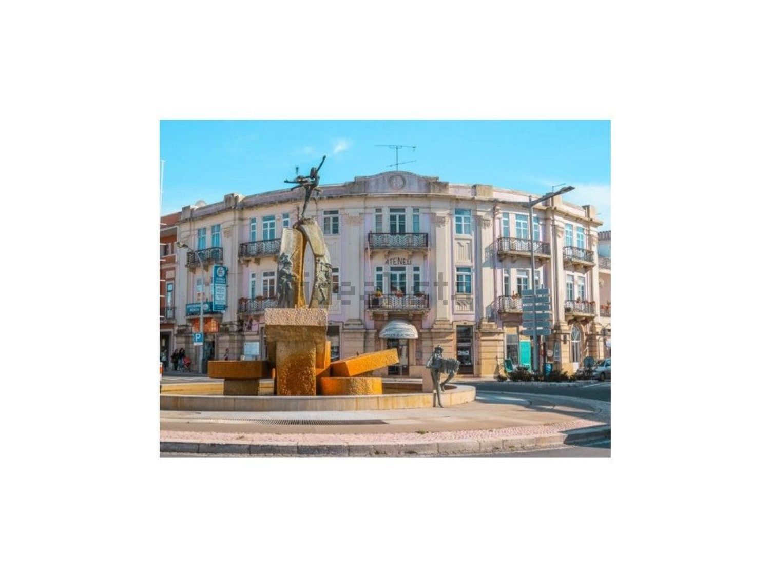 公寓 t3出售在Avenida José da Costa Mealha, 121 - 视线