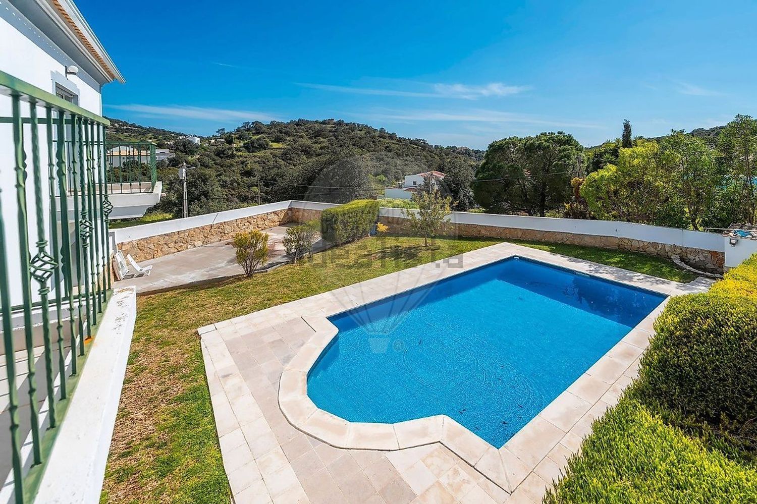 出租小楼房或独栋别墅在Rua de Santa Catarina - 游泳池