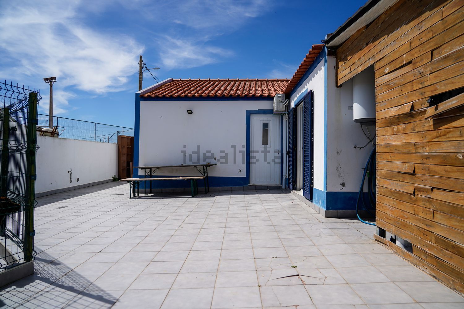 小楼房或独栋别墅出售在Largo Simplício Dias Palma s/n - 照片