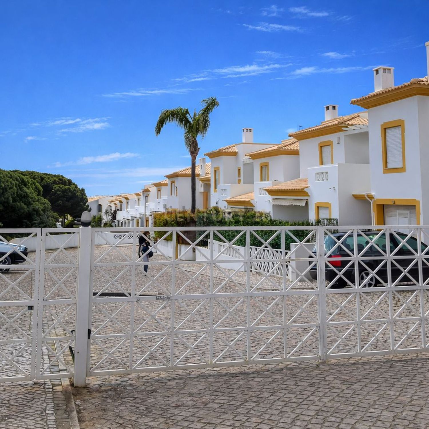 小楼房或独栋别墅出售在Estrada das Açoteias s/n - 外立面