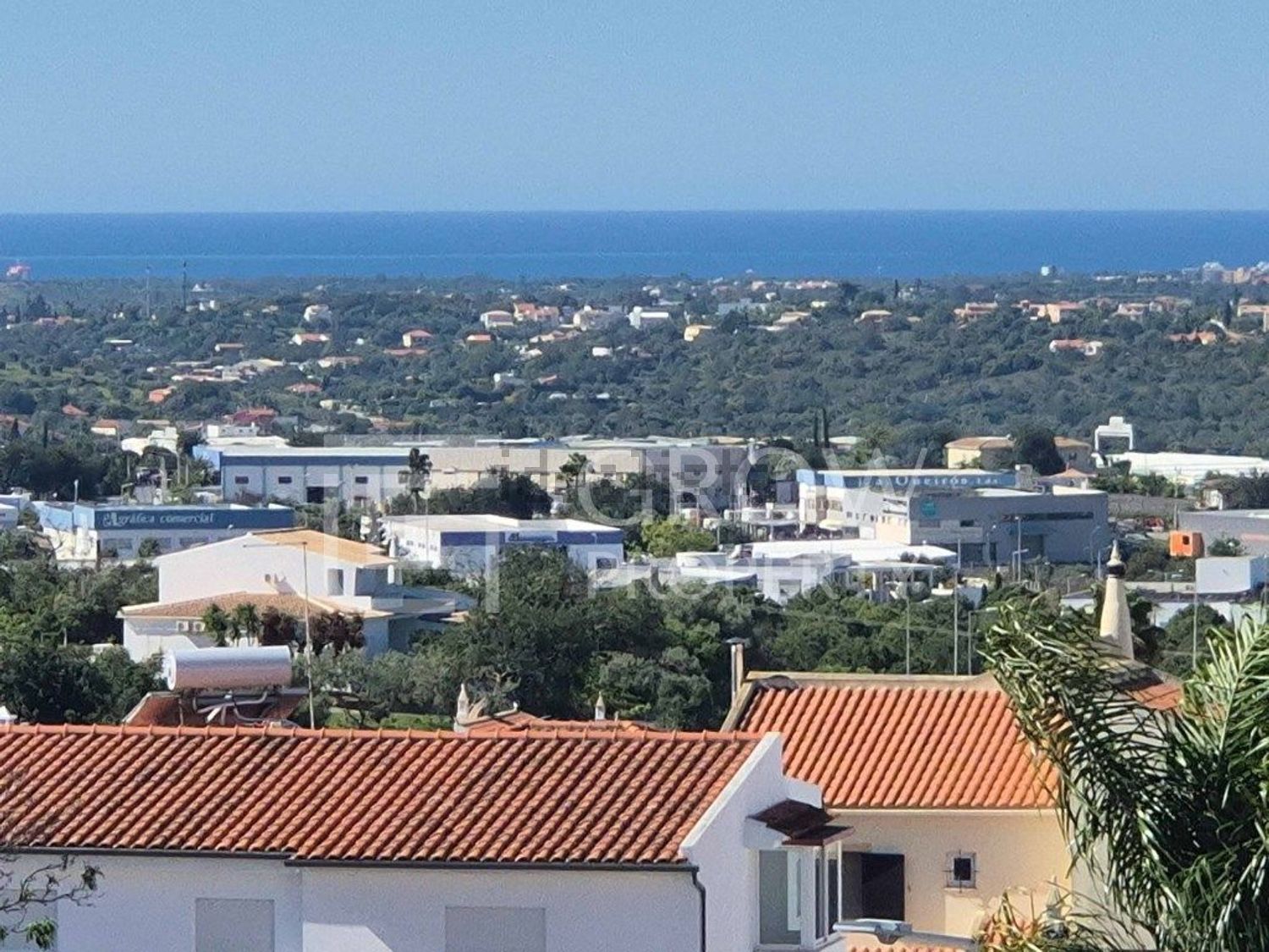 小楼房或独栋别墅出售在Centro Oeste da Cidade de Loulé - 照片