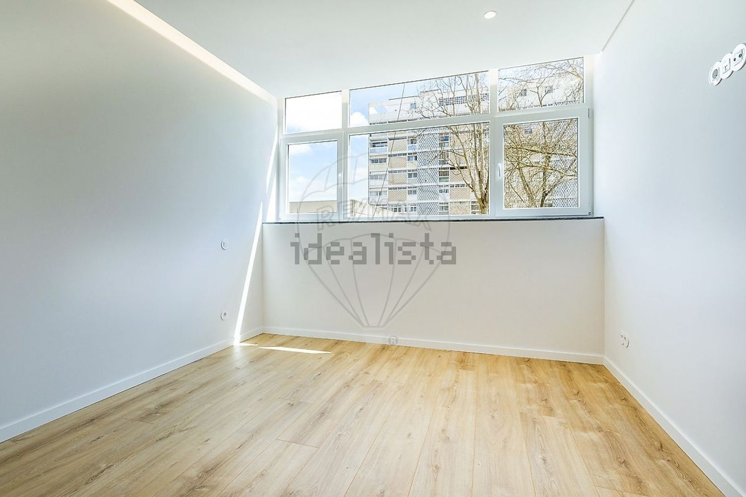 公寓 t3出售在Avenida dos Estados Unidos da América - 照片