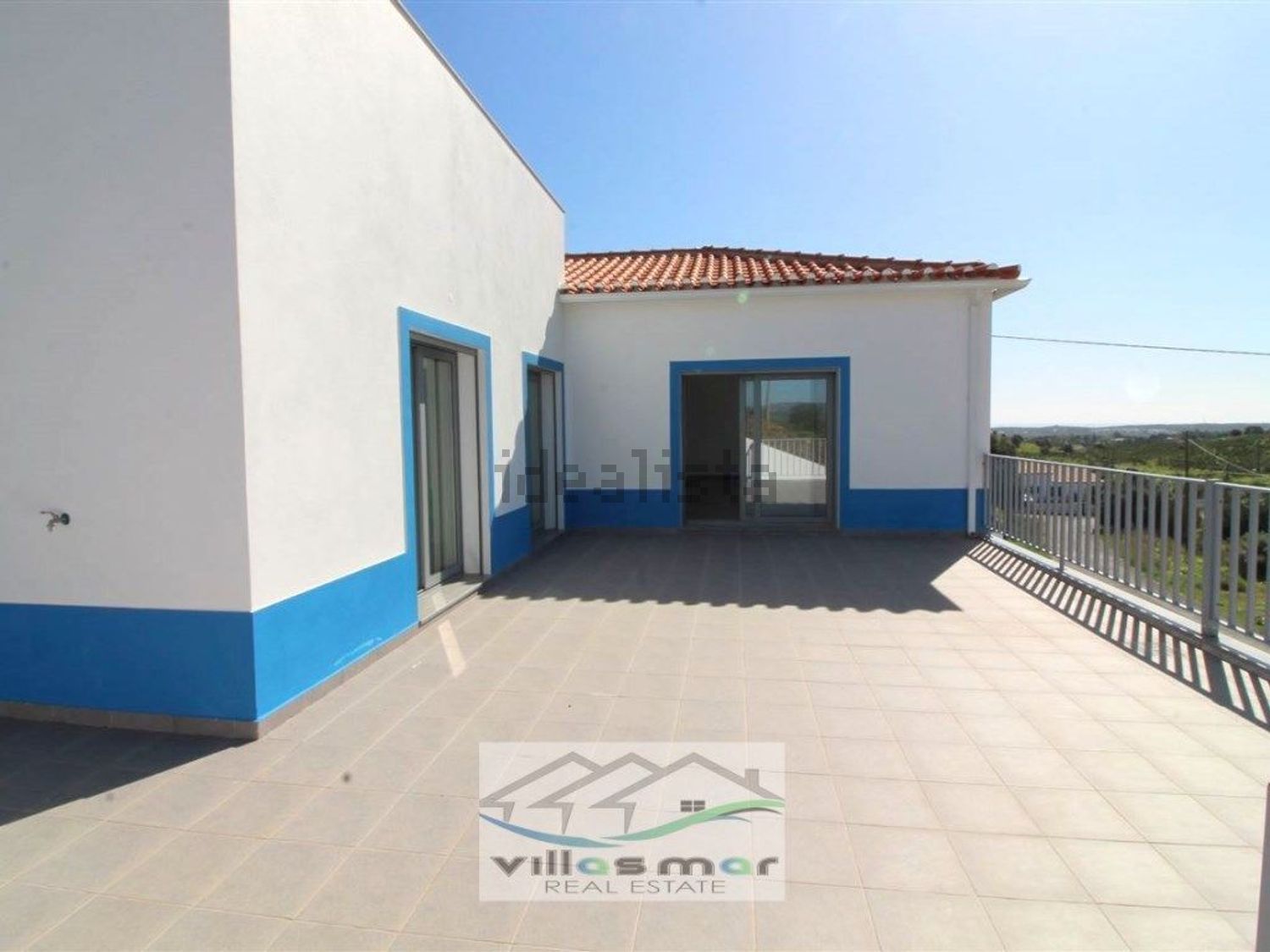 小楼房或独栋别墅出售在Centro de Castro Marim - 外立面