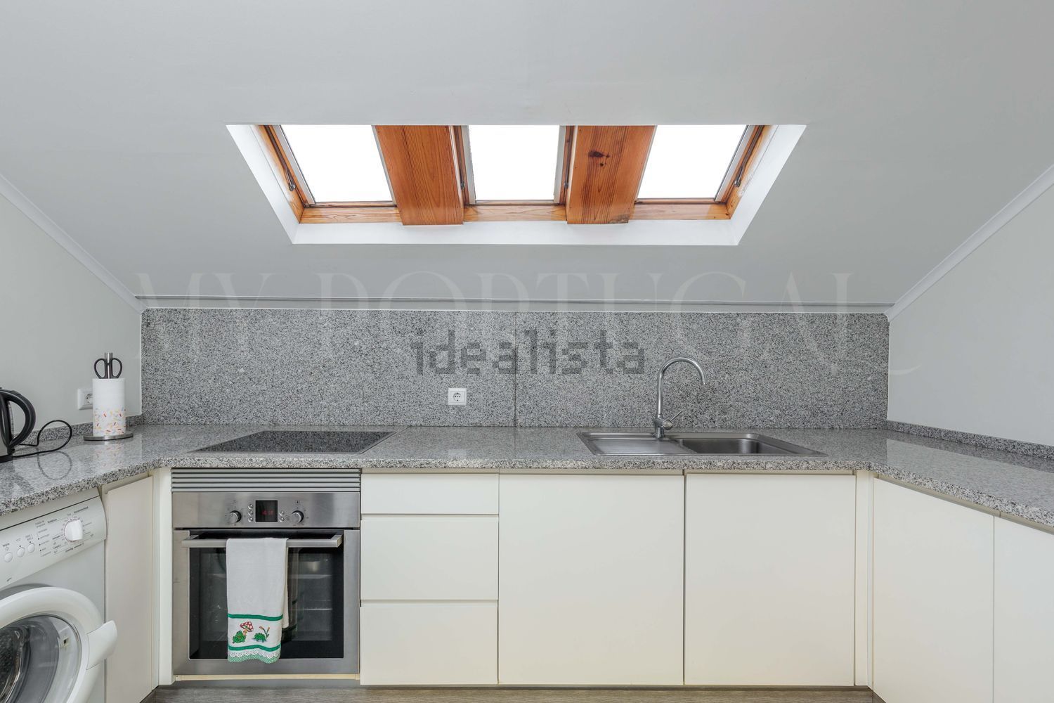 出租公寓 t2在Avenida Sidónio Pais - 厨房