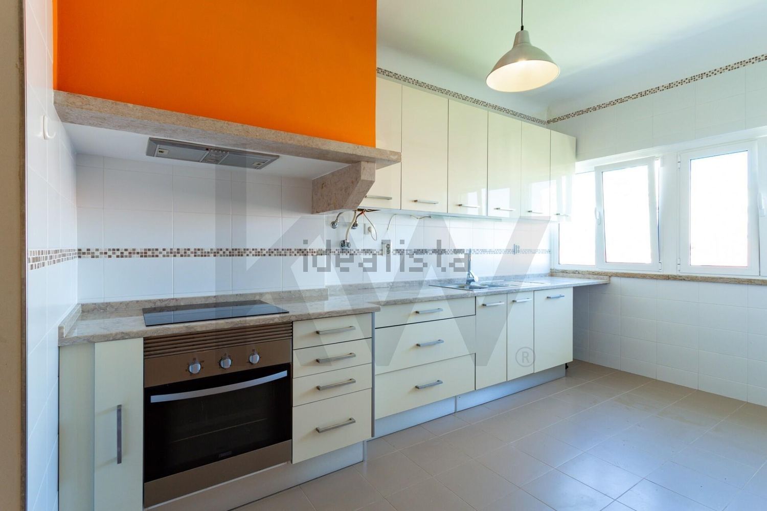 公寓 t3出售在Rua Engenheiro Maciel Chaves, 14 - 厨房