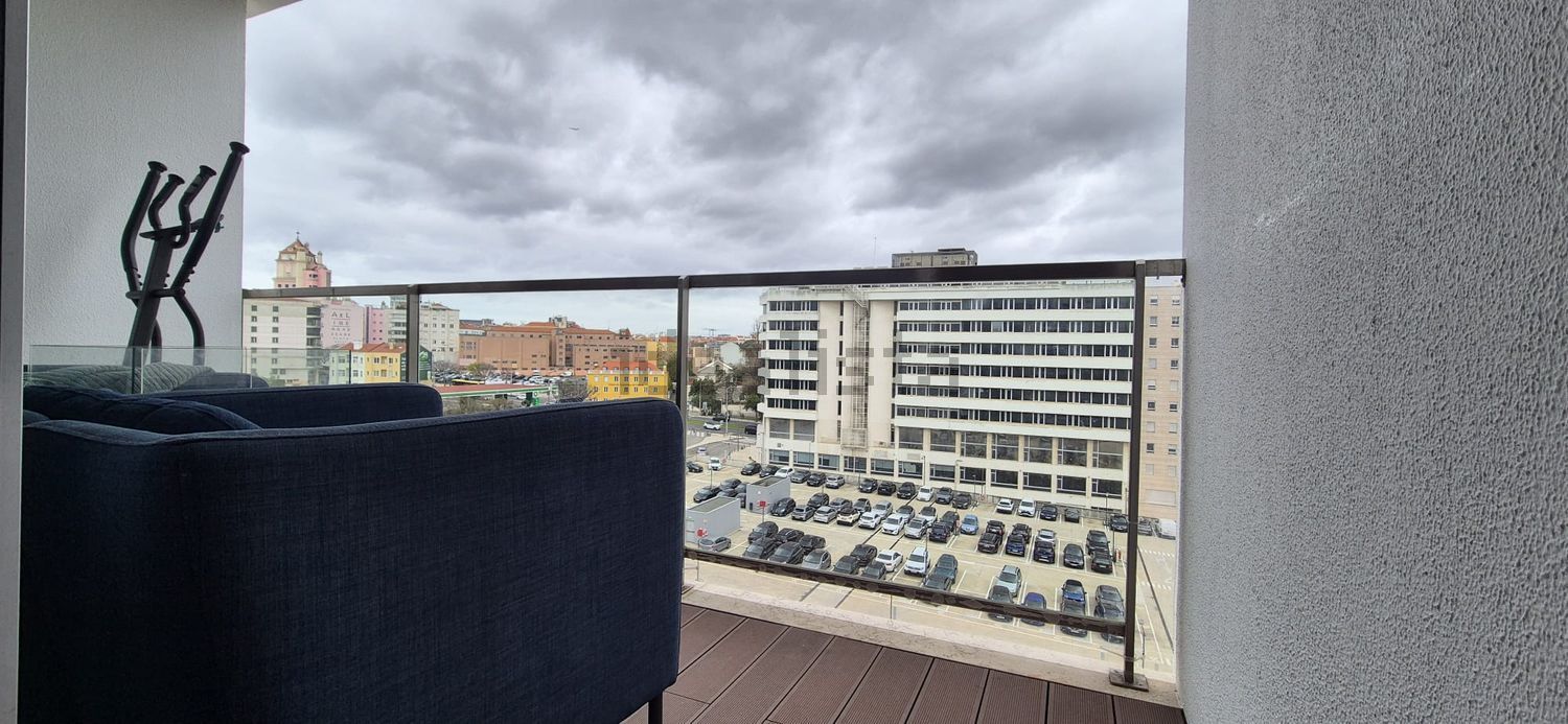 出租公寓 t2在Rua Sarmento de Beires, 48 - 照片