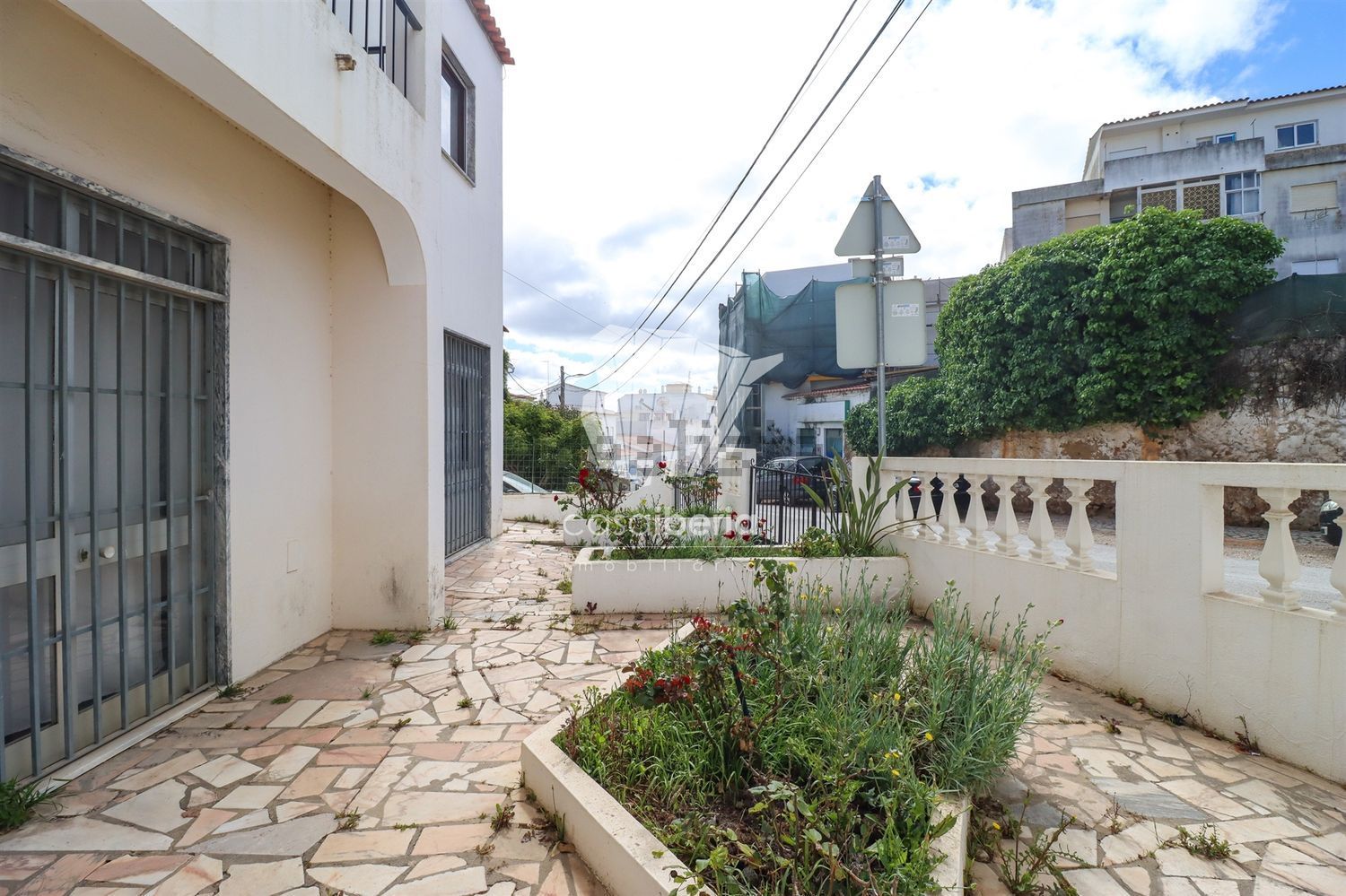 小楼房或独栋别墅出售在Cidade de Lagoa - 院子